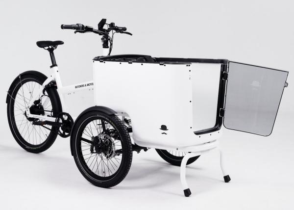 AKTION Butchers & Bicycles MK1-E Gen.3 Vario, Bosch CX Gen4 / white/white mit T&uuml;re inkl. Kindersitz, Handschuhfach & Wetterzelt