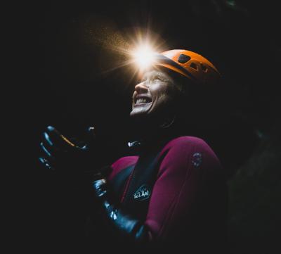 Knog Stirnlampe Bilby black  Produktbild 2