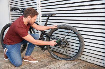Bosch EasyPump Digital gr&uuml;n  Produktbild 2