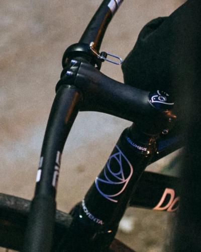 Knog Glocke Oi Luxe 31.8 mm schwarz  Produktbild 1